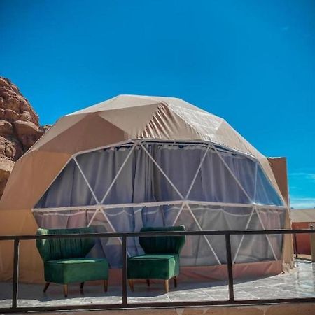Hotel Omar Ali Luxury Camp Wadi Rum Esterno foto
