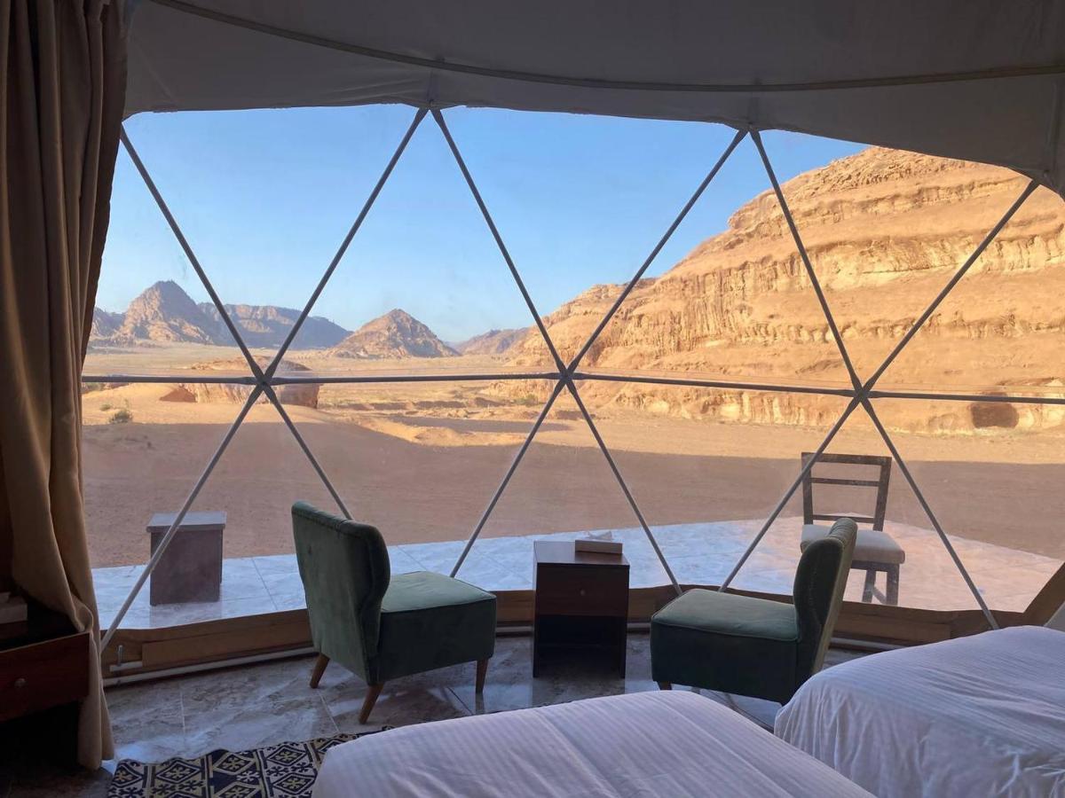 Hotel Omar Ali Luxury Camp Wadi Rum Esterno foto