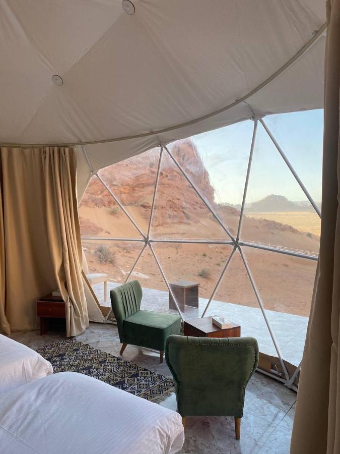 Hotel Omar Ali Luxury Camp Wadi Rum Esterno foto