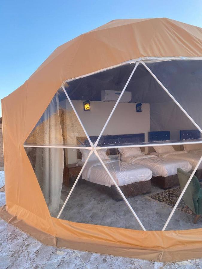Hotel Omar Ali Luxury Camp Wadi Rum Esterno foto