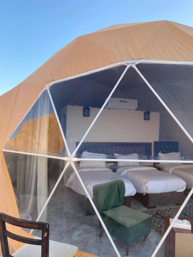 Hotel Omar Ali Luxury Camp Wadi Rum Esterno foto