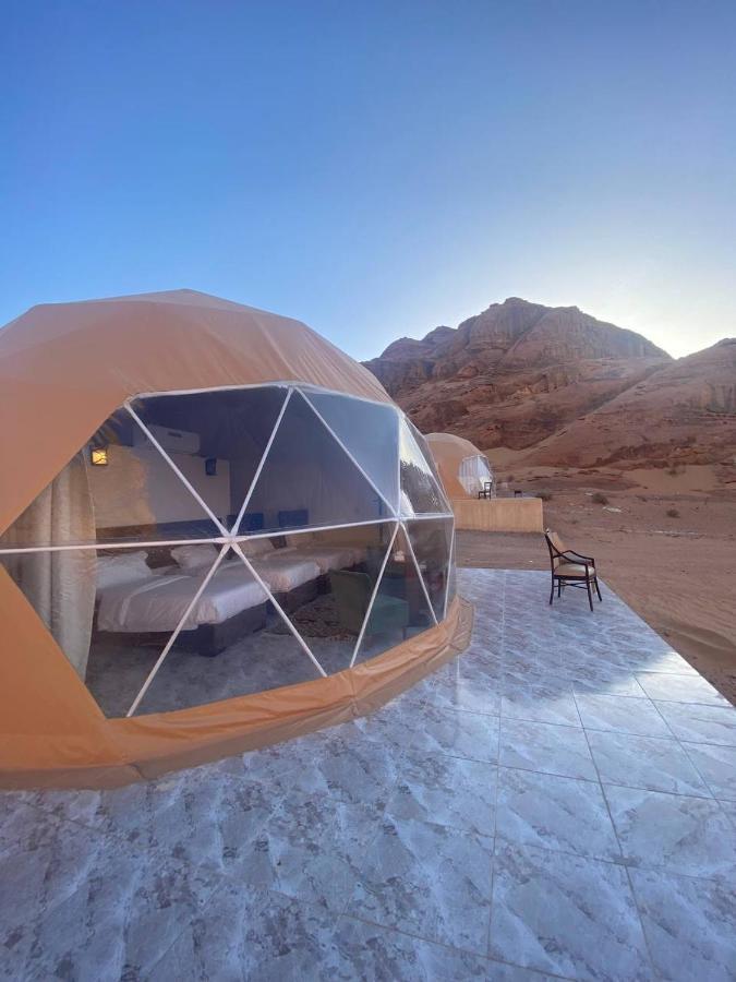 Hotel Omar Ali Luxury Camp Wadi Rum Esterno foto